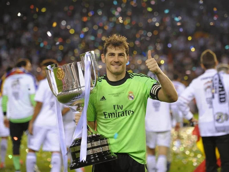 Iker Casillas là thủ môn trắng lưới nhiều nhất Champions League với 57 trận